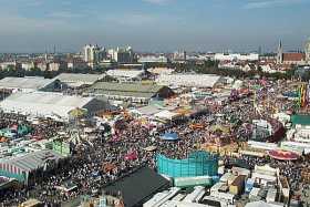An view of Oktoberfest 2000 from the Big Wheel
