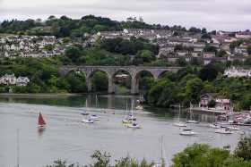 A fine view over the River Tamar and the viaduct at Saltash