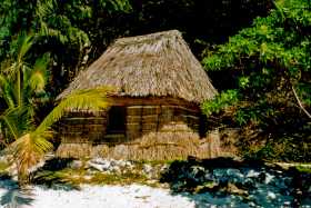 A traditional Fijian bure at Sunshine on Nanuya Lailai