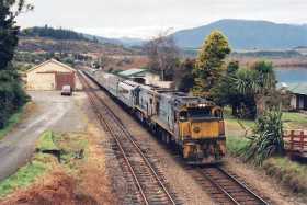 The TranzAlpine pulls away from Moana Station